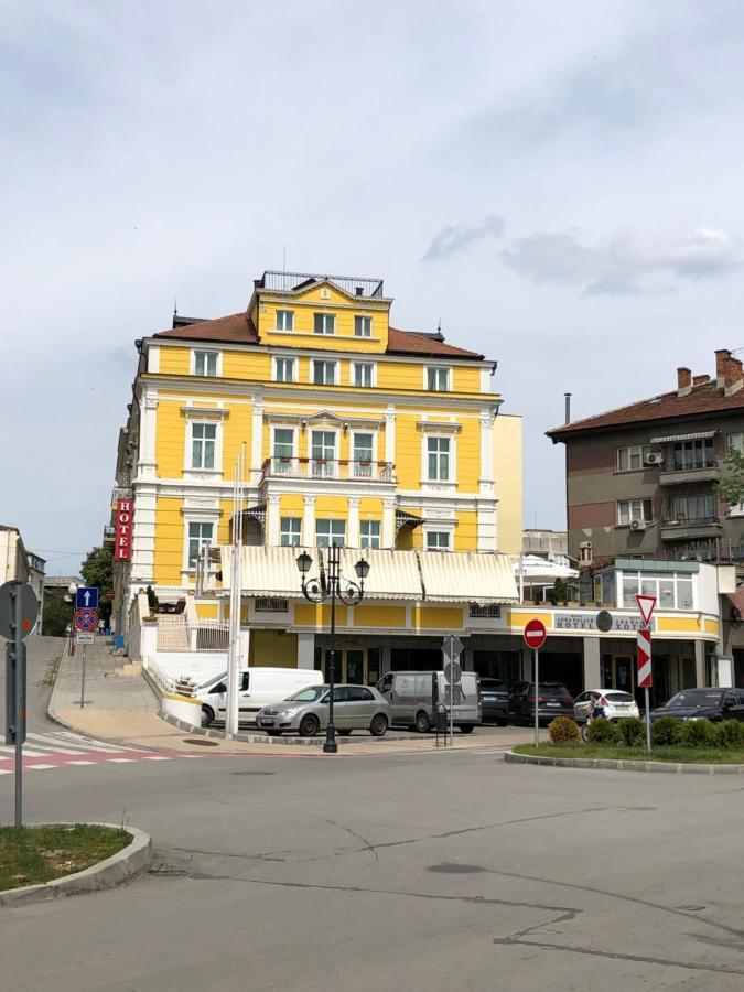 Hotel Anna Palace Ruse Esterno foto