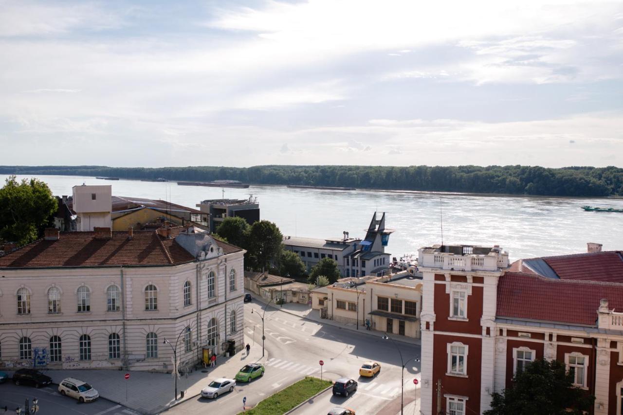 Hotel Anna Palace Ruse Esterno foto