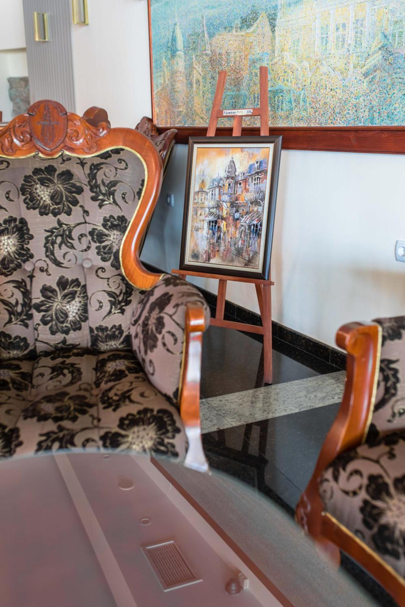 Hotel Anna Palace Ruse Esterno foto