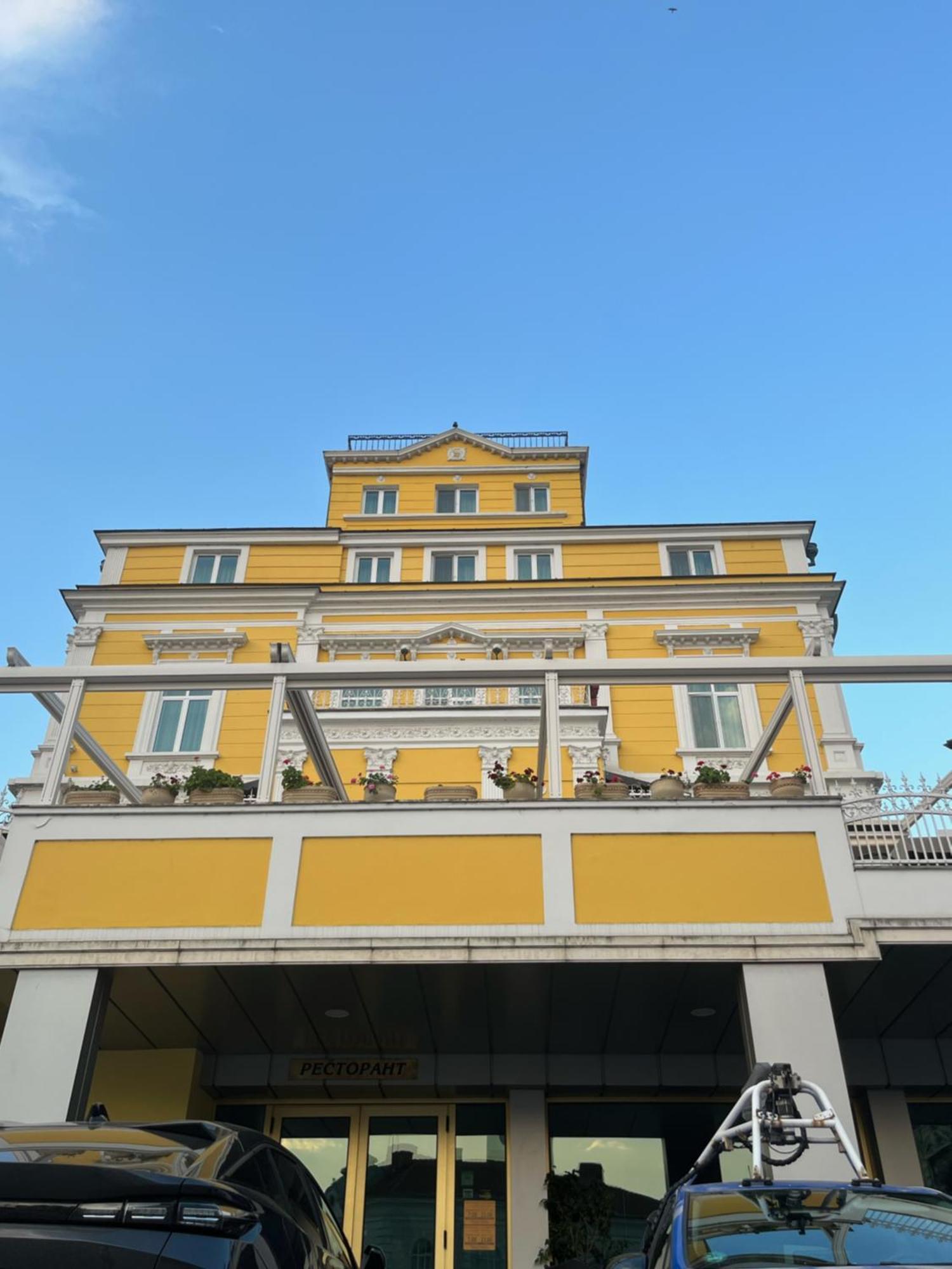 Hotel Anna Palace Ruse Esterno foto
