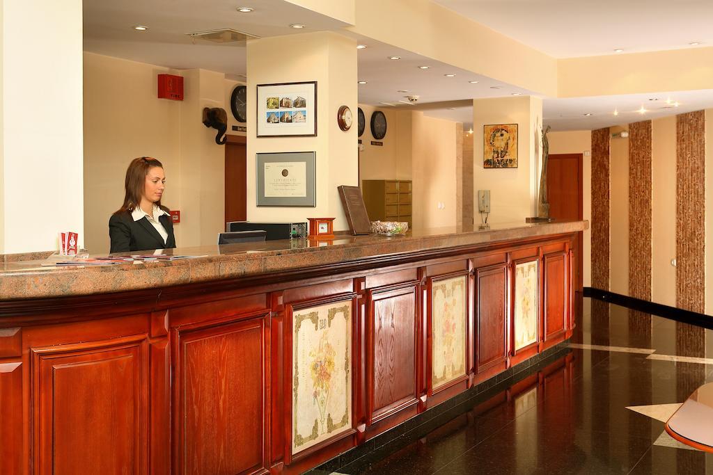 Hotel Anna Palace Ruse Esterno foto